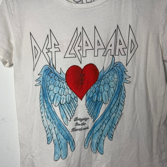 Chaser Def Leopard Tour Tee - 1981 Soft Vintage / Retro Look - {Small} - Picture 3 of 10